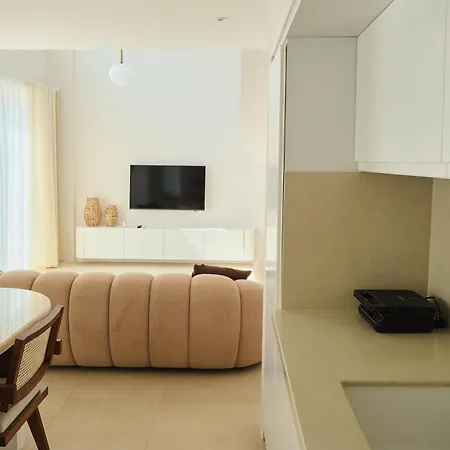 Neox With 2 Pools, Jacuzzi, Sauna & Minigolf Фетхие