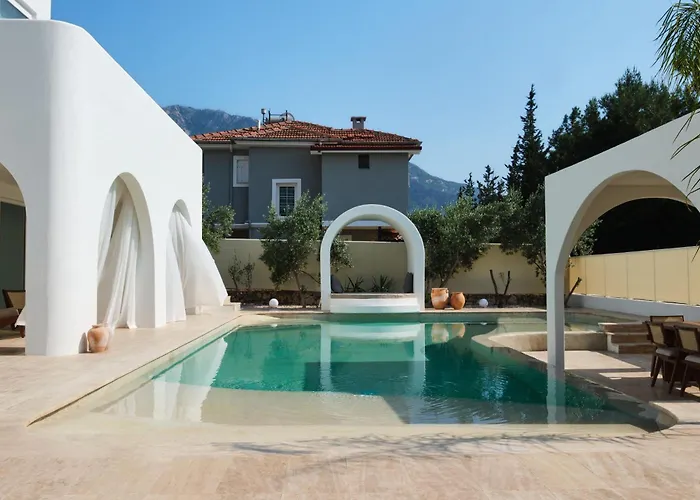 Neox With 2 Pools, Jacuzzi, Sauna & Minigolf Villa *