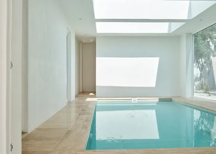 Neox With 2 Pools, Jacuzzi, Sauna&minigolf *