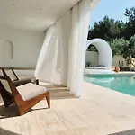 Neox With 2 Pools, Jacuzzi, Sauna & Minigolf 别墅 *