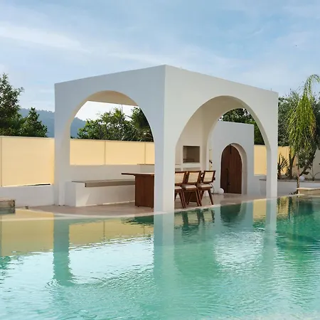 Neox With 2 Pools, Jacuzzi, Sauna & Minigolf * Fethiye