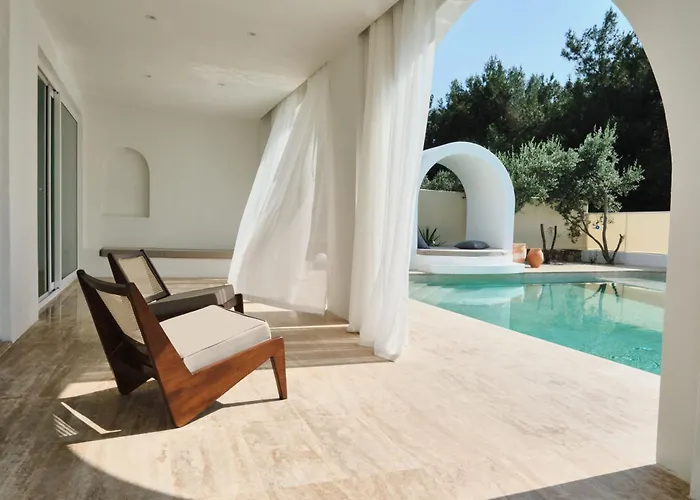 Neox With 2 Pools, Jacuzzi, Sauna & Minigolf Vila *