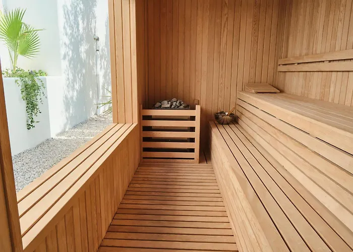 Neox With 2 Pools, Jacuzzi, Sauna & Minigolf Villa