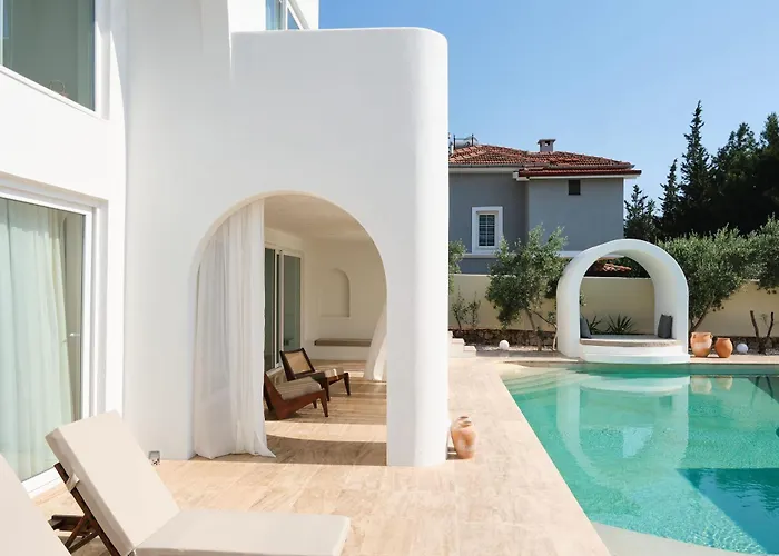 Vila Neox With 2 Pools, Jacuzzi, Sauna & Minigolf Fethiye