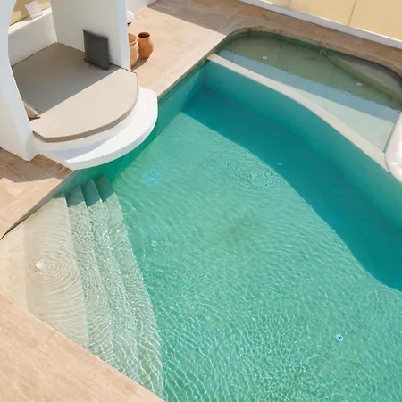 וילה Neox With 2 Pools, Jacuzzi, Sauna & Minigolf פאטהיה