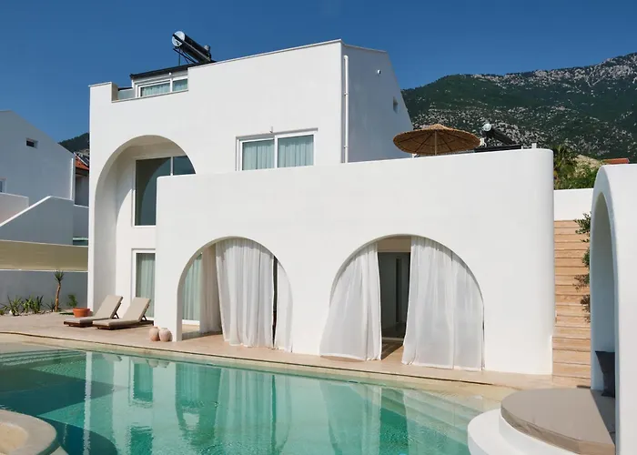 Villa Neox With 2 Pools, Jacuzzi, Sauna & Minigolf Fethiye